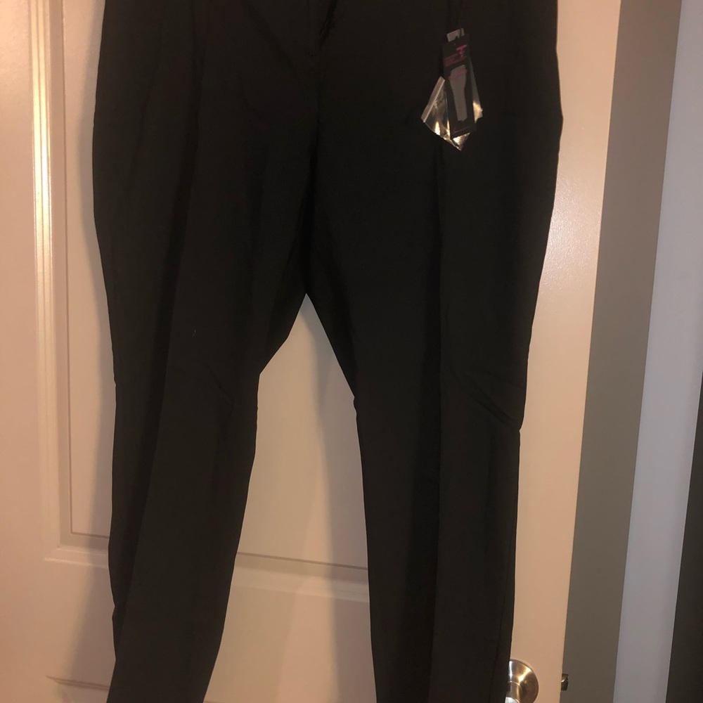 Lane Bryant Flat Front Slim Leg Pant - Size 20 - Black